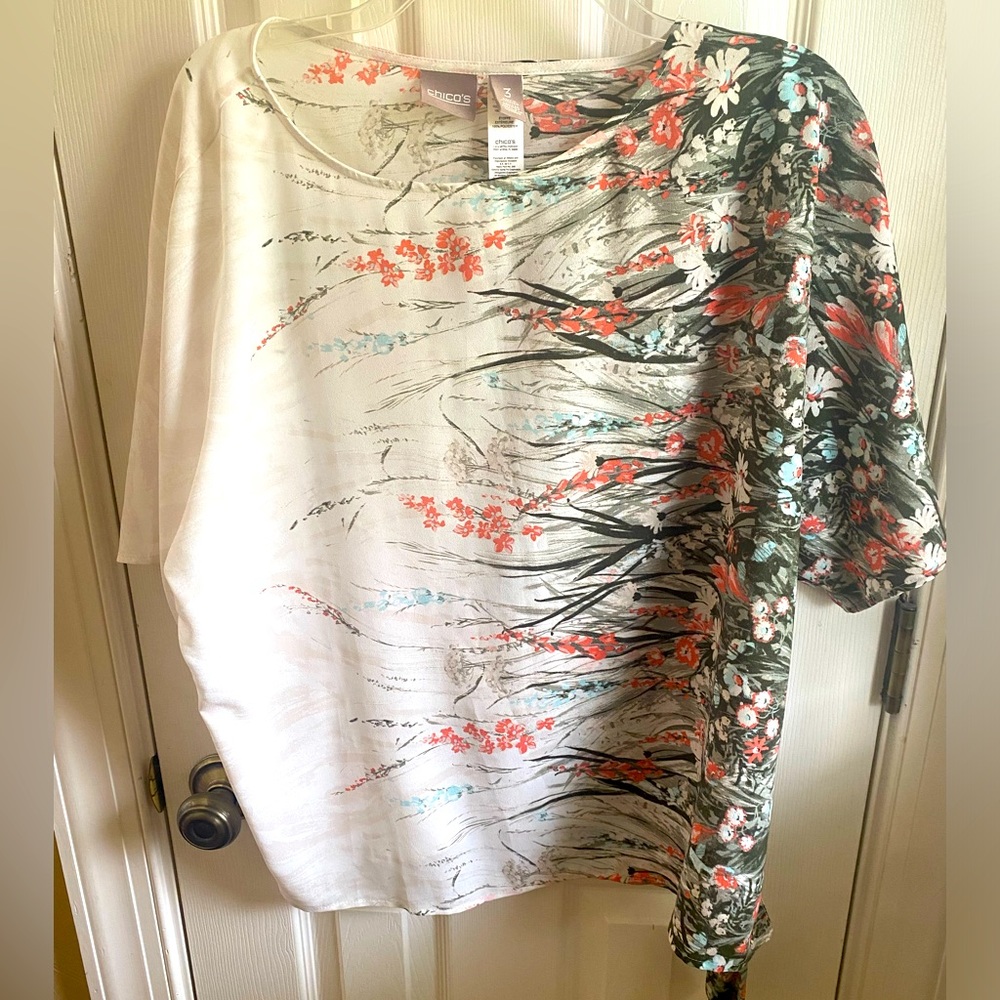 CHICOS floral side-tie blouse, size 3